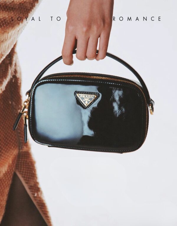 PRADA PATENT LEATHER MINI POUCH BLACK 18CM 1NR025 069 F03KJ - Image 2