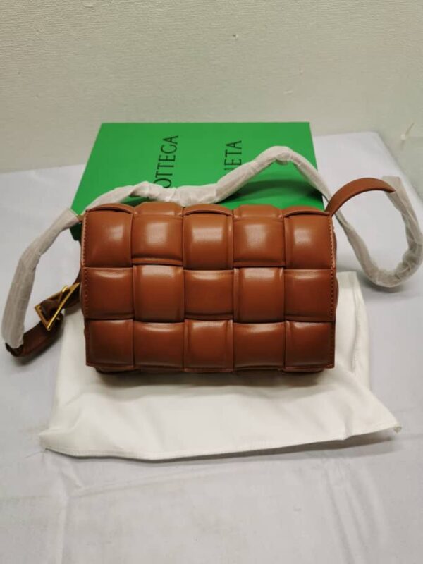BOTTEGA VENETA PADDED INTRECCIO LEATHER BAG CARAMEL 22CM 591970VCQR19850 - Image 3