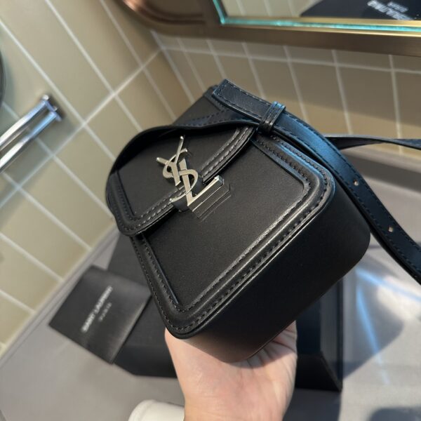 SAINT LAURENT SOLFERINO MINI BAG IN SMOOTH LEATHER BLACK 11CM 7539630SX0E1000 - Image 5