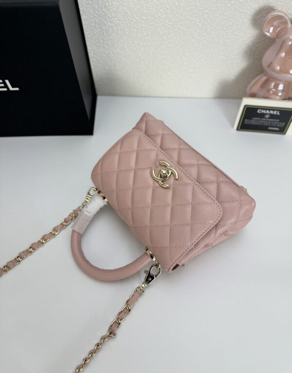 CHANEL SMALL COCO HANDLE LIGHT PINK CAVIAR LIGHT GOLD HARDWARE 20CM - Image 3