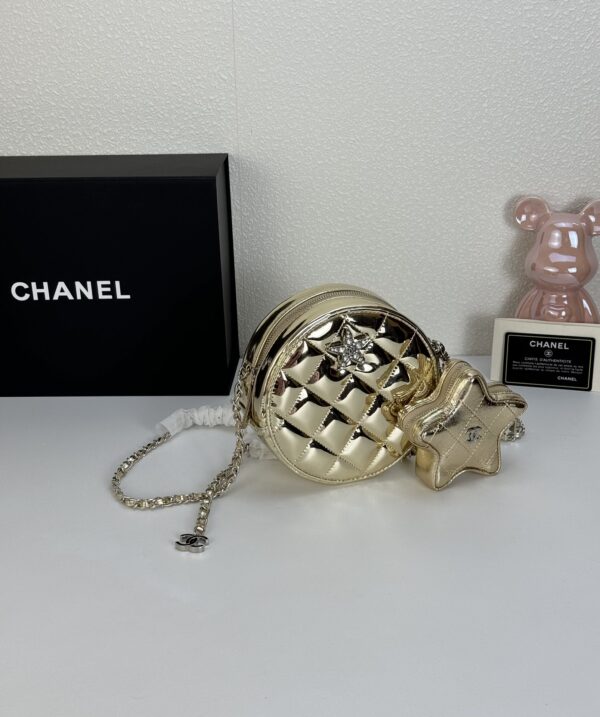 CHANEL ROUND WITH CHARM AND STAR COIN PURSE METALLIC GOLD 15CM - Image 6