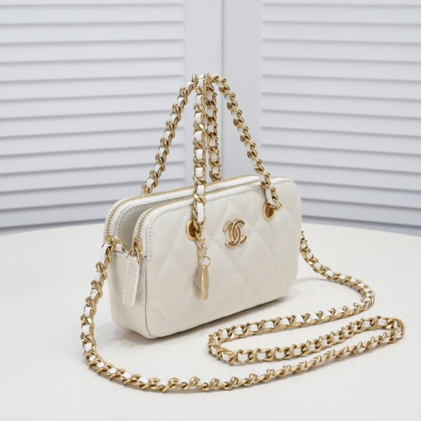 CHANEL HANDBAG GOLD TONE METAL WHITE 20CM - Image 9