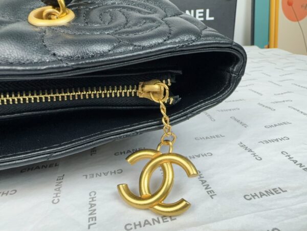 CHANEL CAMELLIA TOTE BAG ON CHAIN WOC BLACK 41CM - Image 4