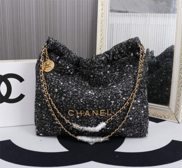 CHANEL 22 HANDBAG DENIM GOLD AND DARK GRAY 40CM - Image 2