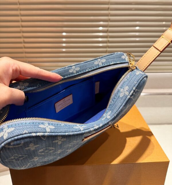 LOUIS VUITTON CROISSANT MM MONOGRAM DENIM 25CM M46856 - Image 10