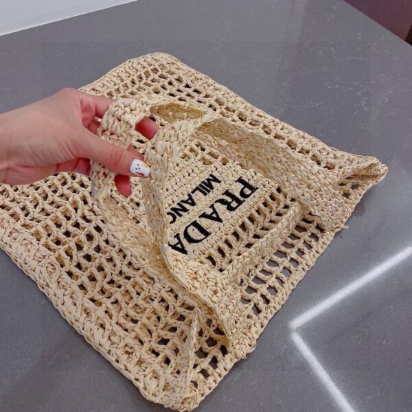 PRADA NATURAL LOGO CROCHET TOTE BAG - Image 4