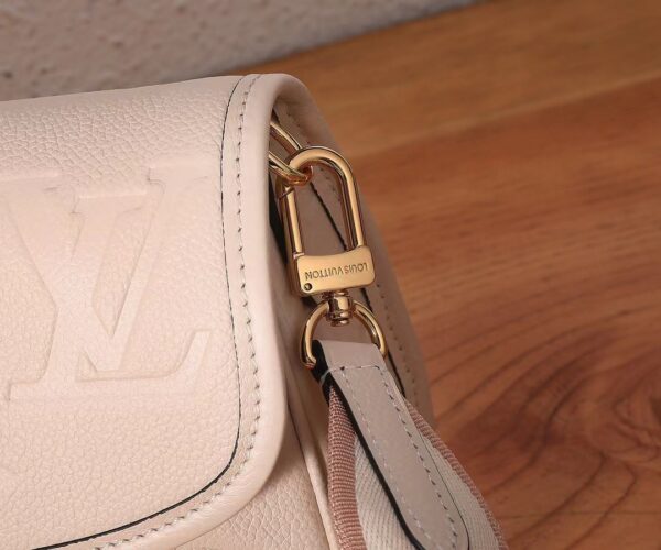 LOUIS VUITTON DIANE MONOGRAM EMPREINTE LEATHER CRÈME BEIGE 18CM M46388 - Image 5