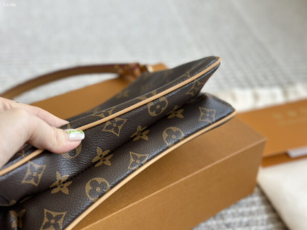 LOUIS VUITTON LIV POCHETTE MONOGRAM COATED CANVAS 20CM M83008 - Image 7