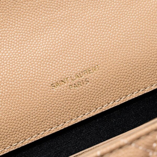 SAINT LAURENT ENVELOPE MATELASSÉ GRAIN DE POUDRE DARK BEIGE 24CM - Image 8