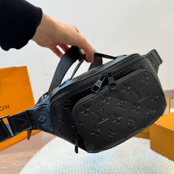 LOUIS VUITTON RUSH BUMBAG MONOGRAM SHADOW LEATHER LEATHER BLACK 31CM M47058 - Image 2