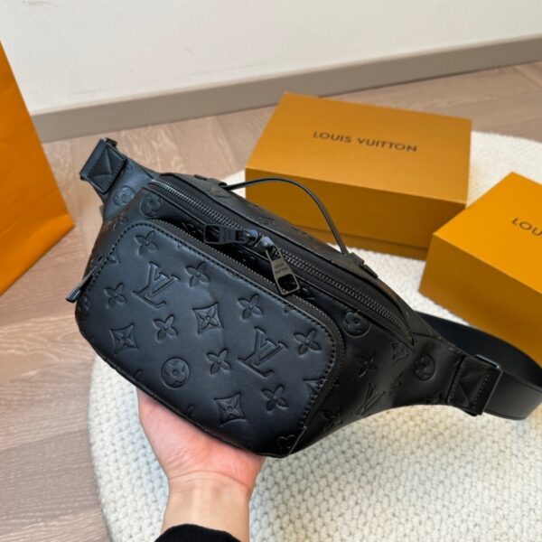 LOUIS VUITTON RUSH BUMBAG MONOGRAM SHADOW LEATHER LEATHER BLACK 31CM M47058 - Image 4