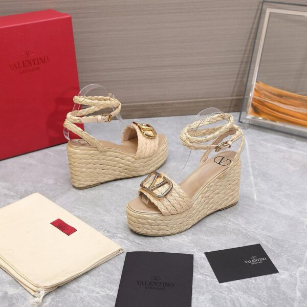 VALENTINO GARAVANI VLOGO RAFFIA PLATFORM WEDGE SANDALS NATURAL - Image 5
