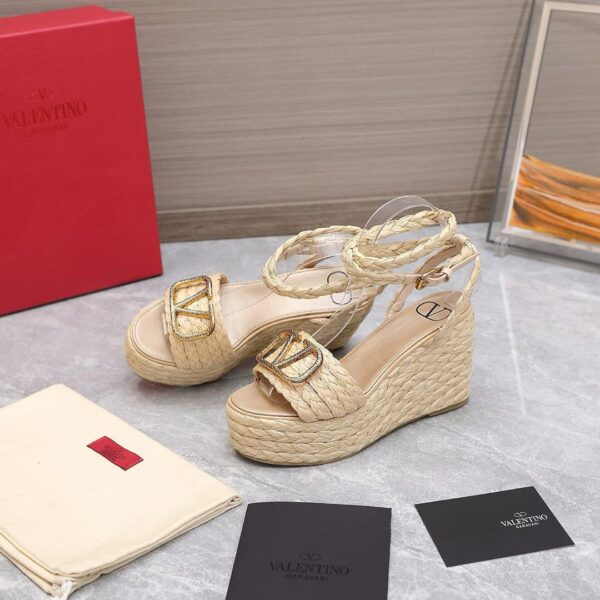 VALENTINO GARAVANI VLOGO RAFFIA PLATFORM WEDGE SANDALS NATURAL - Image 3