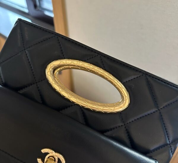 CHANEL CLUTCH AND GOLD PLATED METAL IN BLACK 25CM AS5038 B17663 94305 - Image 3