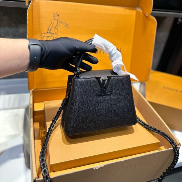 LOUIS VUITTON CAPUCINES EAST WEST MINI OPTIC BLACK 19CM M23955 - Image 2