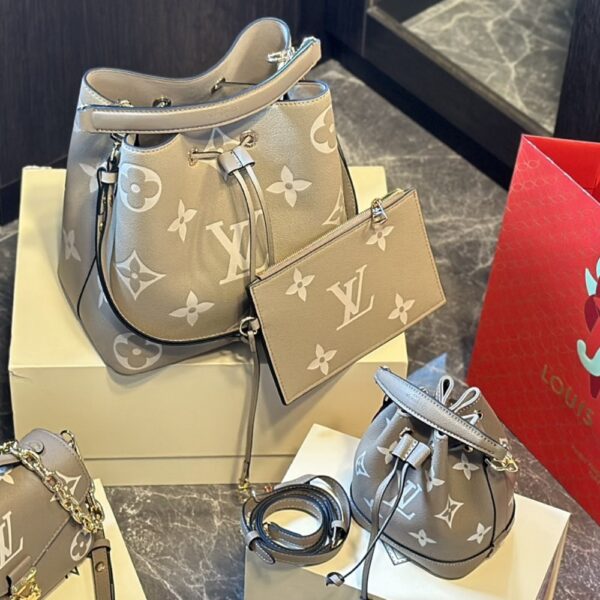 LOUIS VUITTON NÉONOÉ MM CREAM 25CM M45555 - Image 2