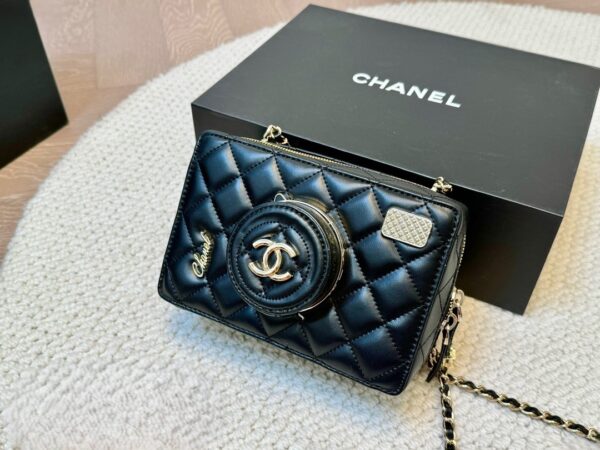 CHANEL CAMERA BAG BLACK 18CM AS4817 B16255 94305 - Image 2