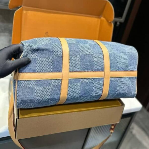 LOUIS VUITTON KEEPALL BANDOULIÈRE DENIM OTHER BLUE 45CM N40739 - Image 4
