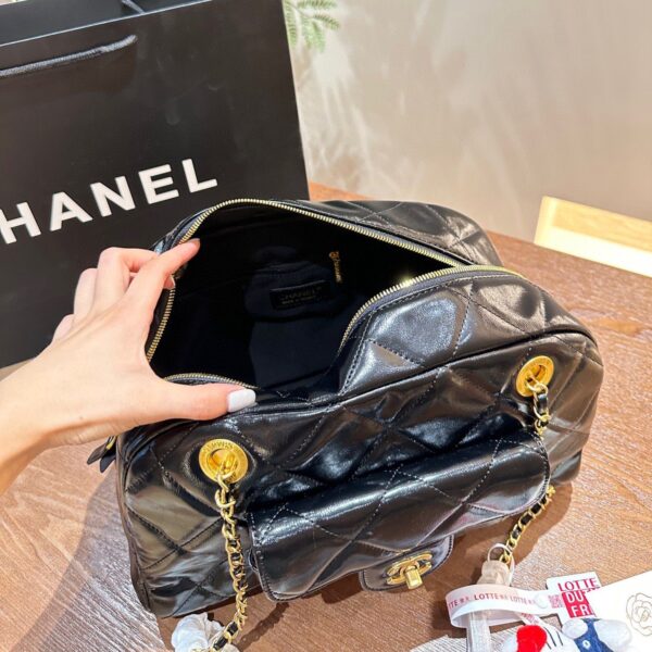 CHANEL MAXI BOWLING SHOULDER BAG WITH CHAIN IN BLACK 28CM - Image 2