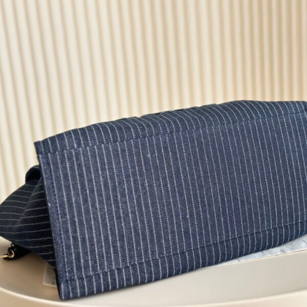 CHANEL SHOPPING BAG DARK BLUE 33CM AS3351 B17399 NZB99 - Image 3