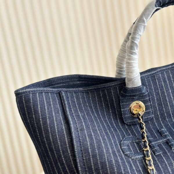 CHANEL SHOPPING BAG DARK BLUE 33CM AS3351 B17399 NZB99 - Image 10
