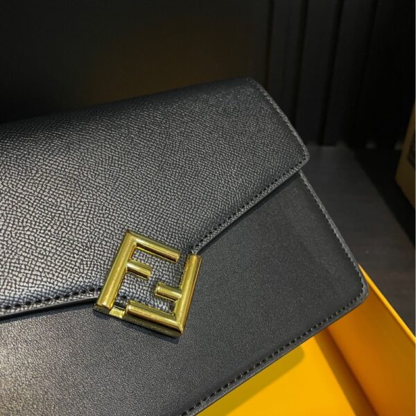 FENDI FF DIAMONDS WALLET ON CHAIN BLACK 22CM 8M0488ALV4F0KUR - Image 3