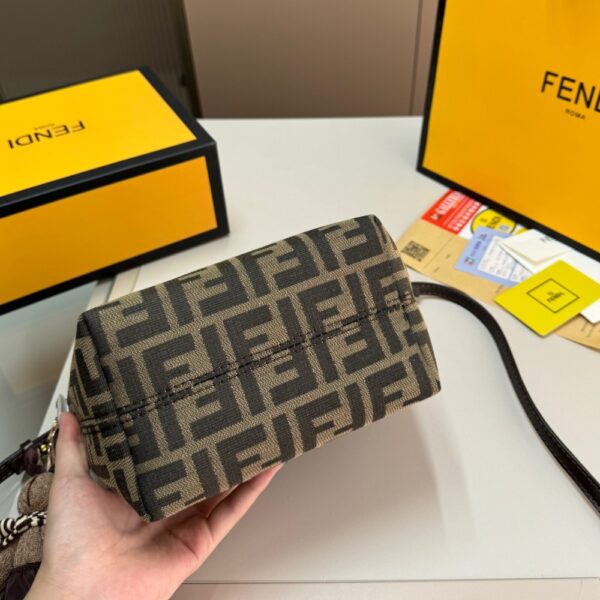 FENDI MINI ROLL FF JACQUARD MINI BAG BROWN 18CM - Image 8
