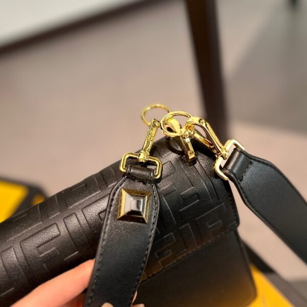 FENDI LOGO EMBOSSED KAN I BLACK 24CM - Image 8