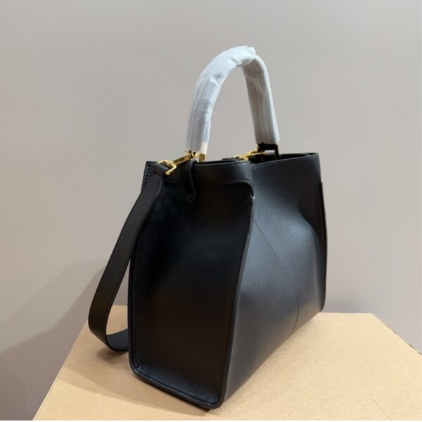 FENDI PEEKABOO X LITE MEDIUM BLACK 29CM 8BN310A5E9F19PH - Image 3