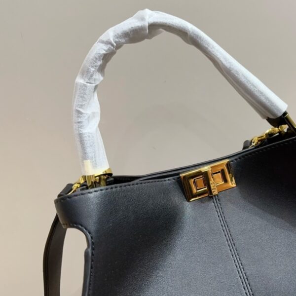 FENDI PEEKABOO X LITE MEDIUM BLACK 29CM 8BN310A5E9F19PH - Image 4