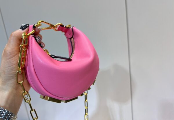 FENDI NANO FENDIGRAPHY FUCHSIA LEATHER CHARM PINK 16CM 7AS089AKKTF1MQA - Image 2