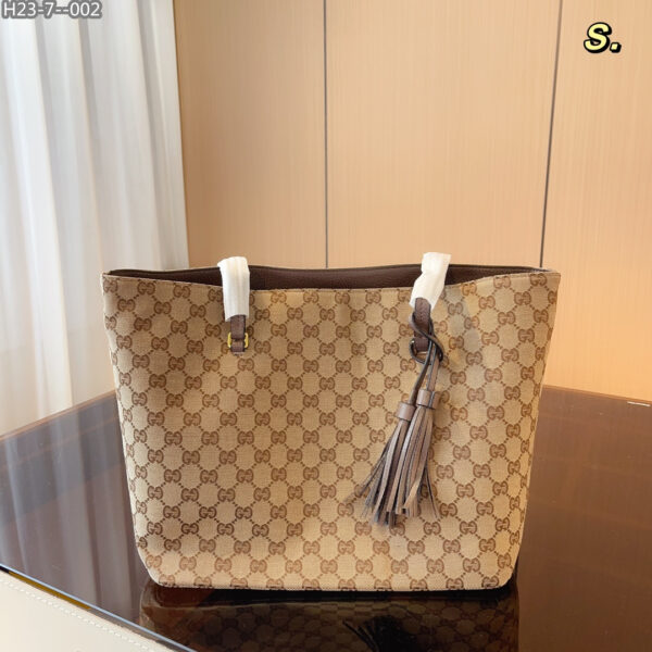 GUCCI GG CANVAS FRINGE BAMBOO TOTE BAG BEIGE BROWN 31CM - Image 7
