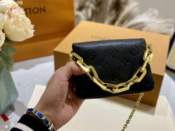 LOUIS VUITTON COUSSIN BELT BAG MONOGRAM BLACK 17CM M81125 - Image 3