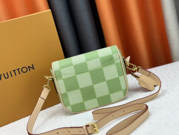 LOUIS VUITTON MONTSOURIS MESSENGER BAG GREEN 20CM N40665 - Image 8