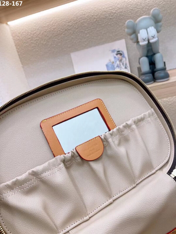 LOUIS VUITTON NICE VANITY MONOGRAM BROWN AND BEIGE 31CM M44935 - Image 3