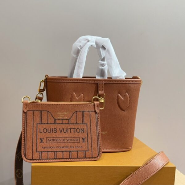 LOUIS VUITTON NEVERFULL BANDOULIÈRE INSIDE OUT BB MONOGRAM BROWN 19CM - Image 2