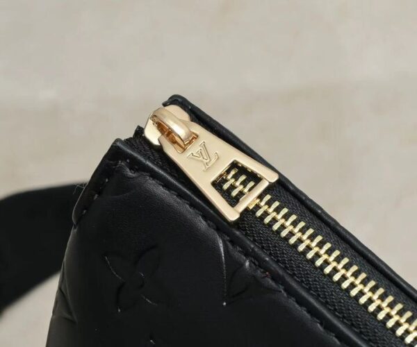 LOUIS VUITTON COUSSIN MM BAG BLACK 34CM - Image 5