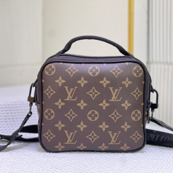 LOUIS VUITTON QUEST MESSENGER BROWN 18CM M46973 - Image 8