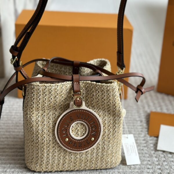 LOUIS VUITTON NOÉ PURSE TAN 18CM M83521 - Image 2