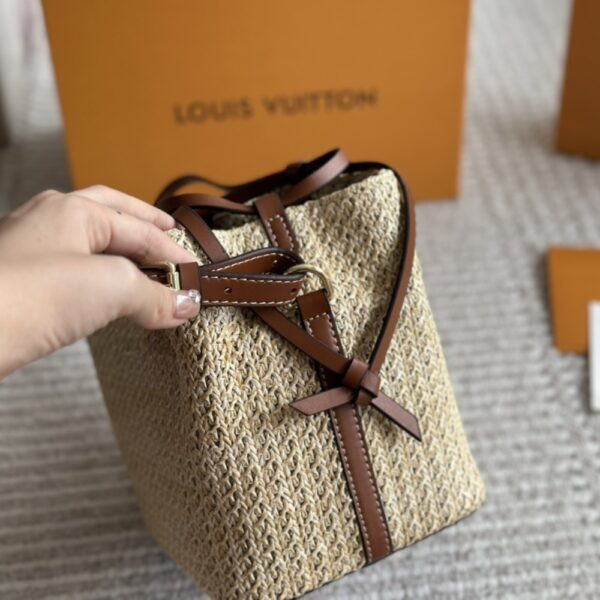 LOUIS VUITTON NOÉ PURSE TAN 18CM M83521 - Image 7