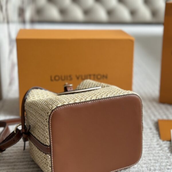 LOUIS VUITTON NOÉ PURSE TAN 18CM M83521 - Image 9