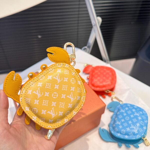 LOUIS VUITTON LV CRAB BAG CHARM LEATHER AND CANVAS YELLOW 9CM M01932 - Image 5