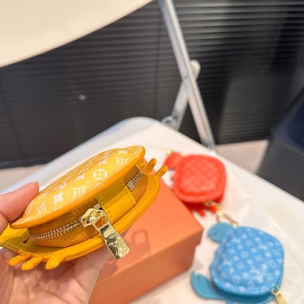 LOUIS VUITTON LV CRAB BAG CHARM LEATHER AND CANVAS YELLOW 9CM M01932 - Image 7