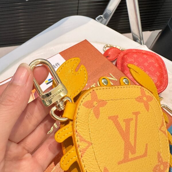LOUIS VUITTON LV CRAB BAG CHARM LEATHER AND CANVAS YELLOW 9CM M01932 - Image 8