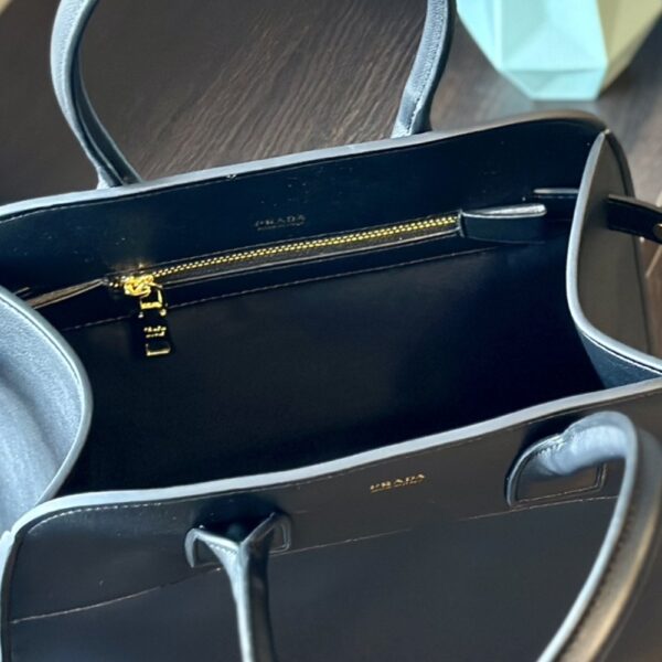 PRADA LARGE LEATHER TOTE BAG WITH BUCKLES BLACK 32CM 1BG508 2CYS F0002 V OOO - Image 10