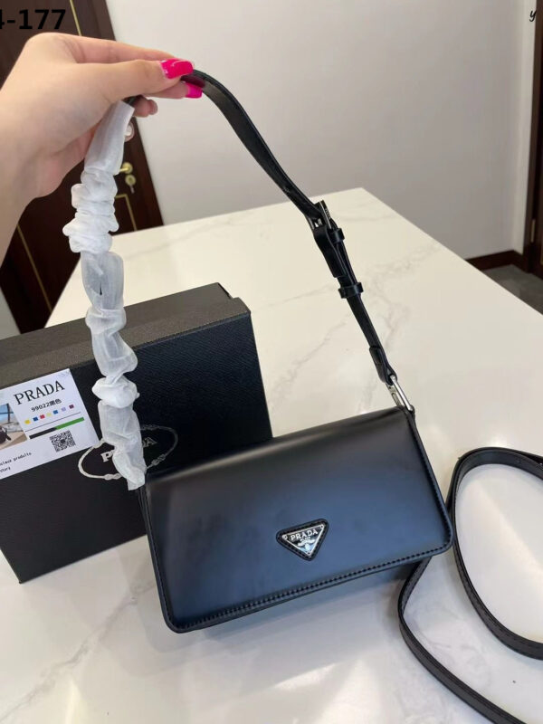 PRADA BRUSHED LEATHER PRADA FEMME BAG BLACK 22CM 1BD323 ZO6 F0002 V HOO - Image 3
