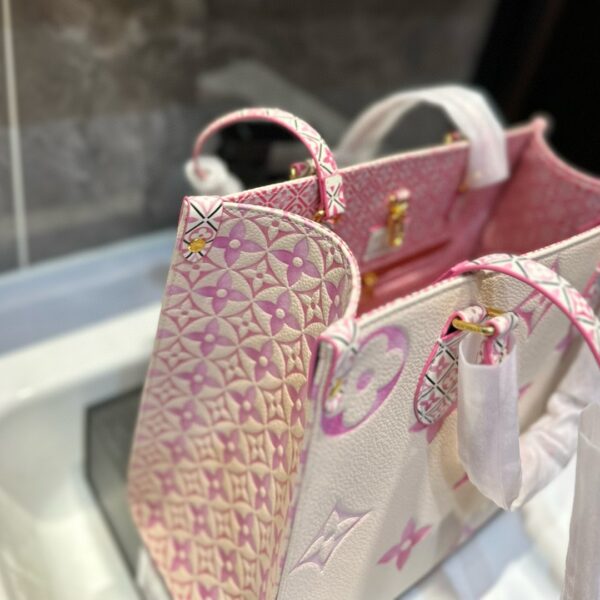 LOUIS VUITTON BY THE POOL ON THE GO PM TOTE BAG PINK 34CM M22976 - Image 4
