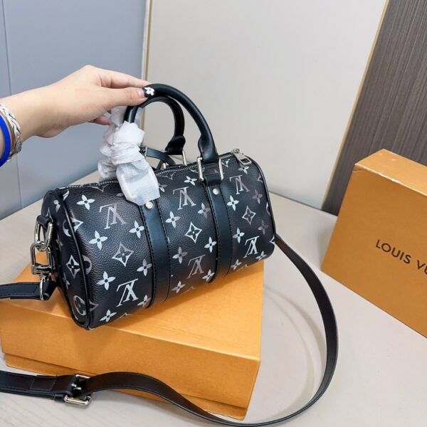 LOUIS VUITTON KEEPALL BANDOULIÈRE 25 BAG MONOGRAM BRUSHED BLACK 25CM M11595 - Image 8