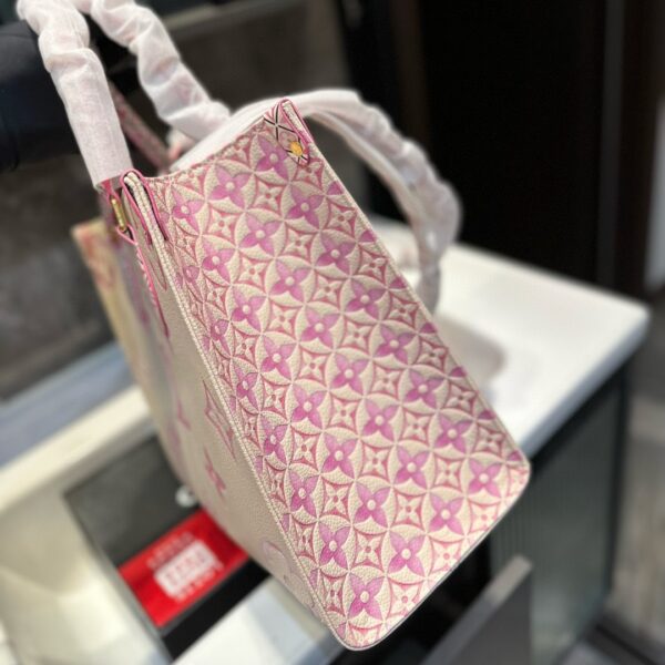 LOUIS VUITTON BY THE POOL ON THE GO PM TOTE BAG PINK 34CM M22976 - Image 8