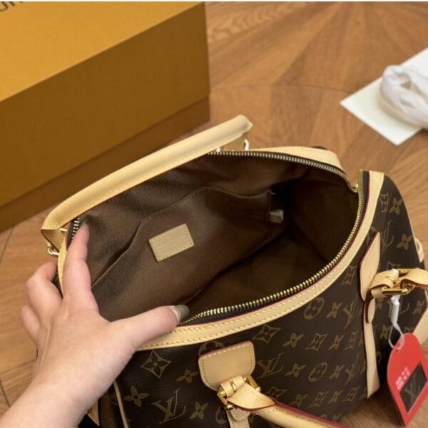 LOUIS VUITTON BERKELEY MONOGRAM CANVAS BROWN 32CM - Image 8